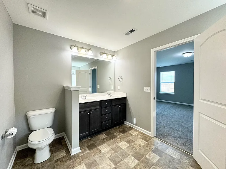 8077 Driftwood Loop — Photo 21