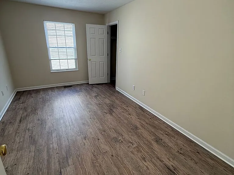 2329 Settlers Ridge Ln — Photo 14