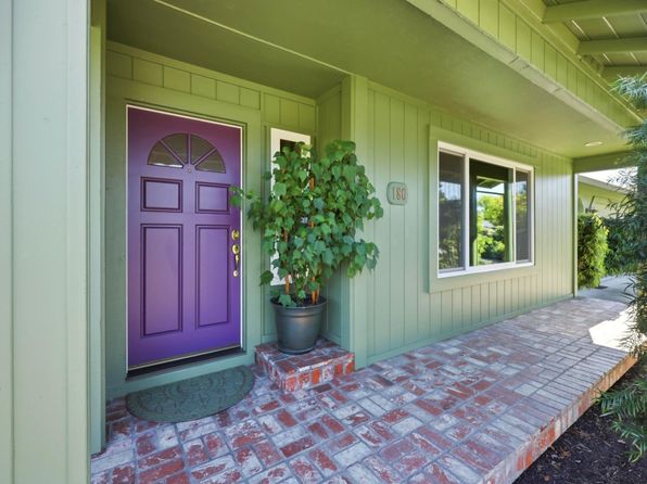 180 - 178 Barrio Way - 6bd/5ba, 2,986 sqft - in Windsor, CA