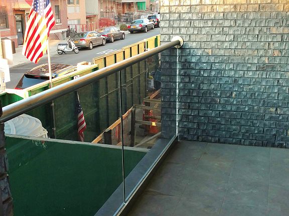 5th image of 3182 37th St