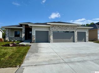 20025 V St, Omaha, NE 68135
