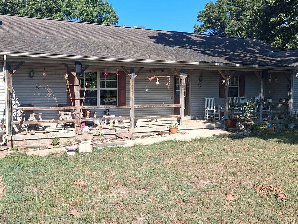 2nd image of 367 Bent Oak Ln