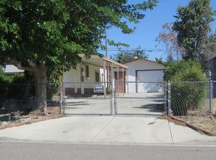 19198 Lindsay St, Hesperia, CA 92345
