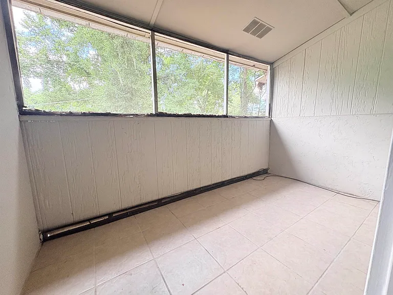 1007 Sutor Rd #B — Photo 13