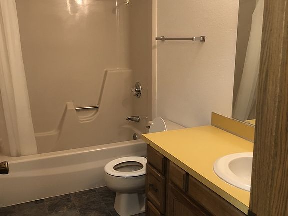 2nd image of 123 E Avenue D APT 5