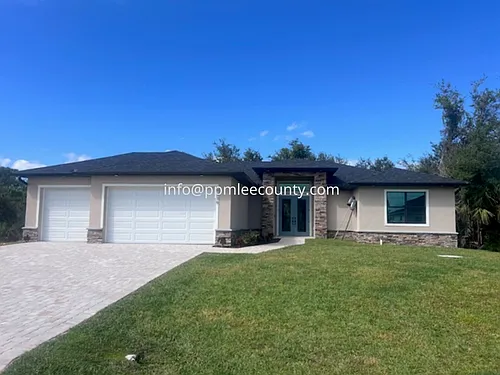 9379 Snapper Cir Photo 1