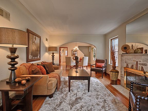 3rd image of 5835 Loran St