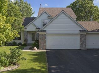 9215 Overlook Ln, Champlin, MN 55316