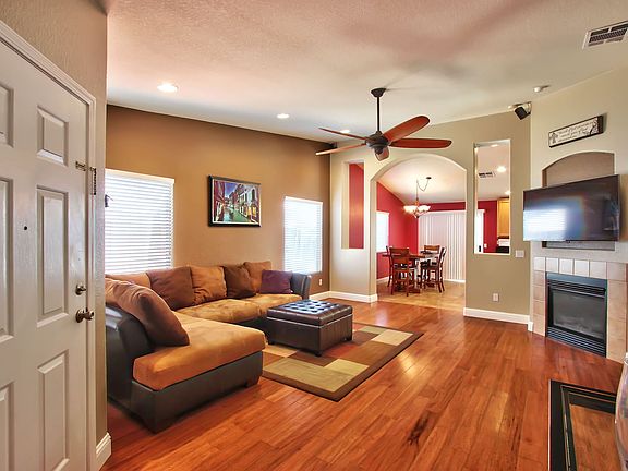 4th image of 9067 Ducks Pond Way