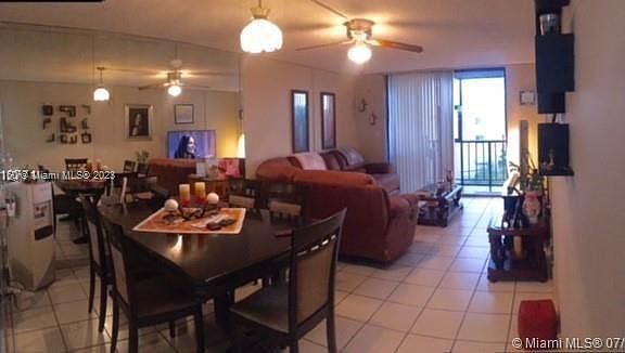 3rd image of 9682 Fontainebleau Blvd APT 412