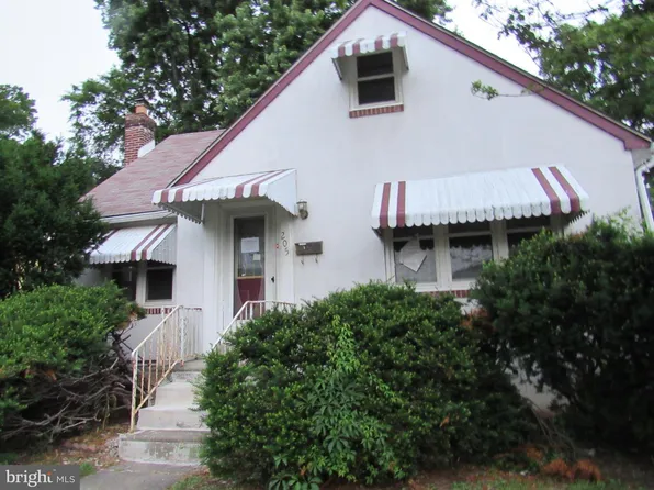 205 Pershing Ave, Collingdale, PA 19023