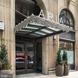 1425 Locust St Unit 5C, Philadelphia, PA, 19102
