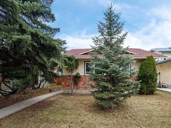 107 N Woodbine Blvd SW, Calgary, AB T2W 3W8