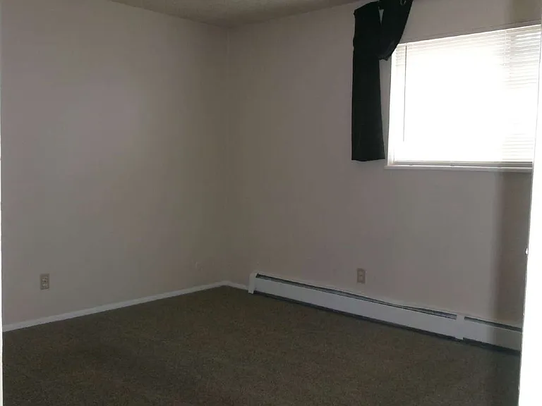 4380 Loomis Ave #C — Photo 15