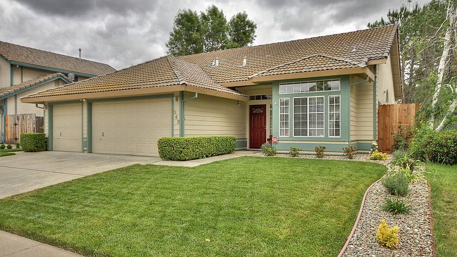 2nd image of 643 Vernon Oaks Dr