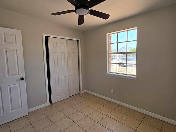 3rd image of 10116 Matador St