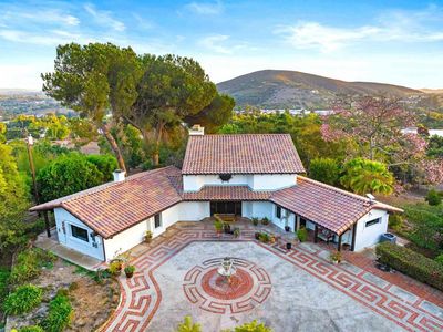 710 Buena Creek Rd, San Marcos, CA, 92069