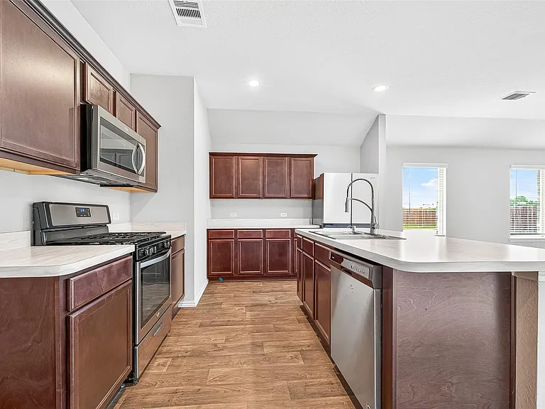 21414 Hartford Hollow Ln — Photo 5