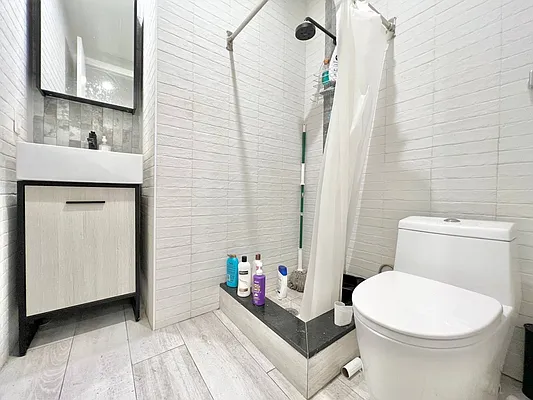 Rented by Doorway NYC, LLC | media 8