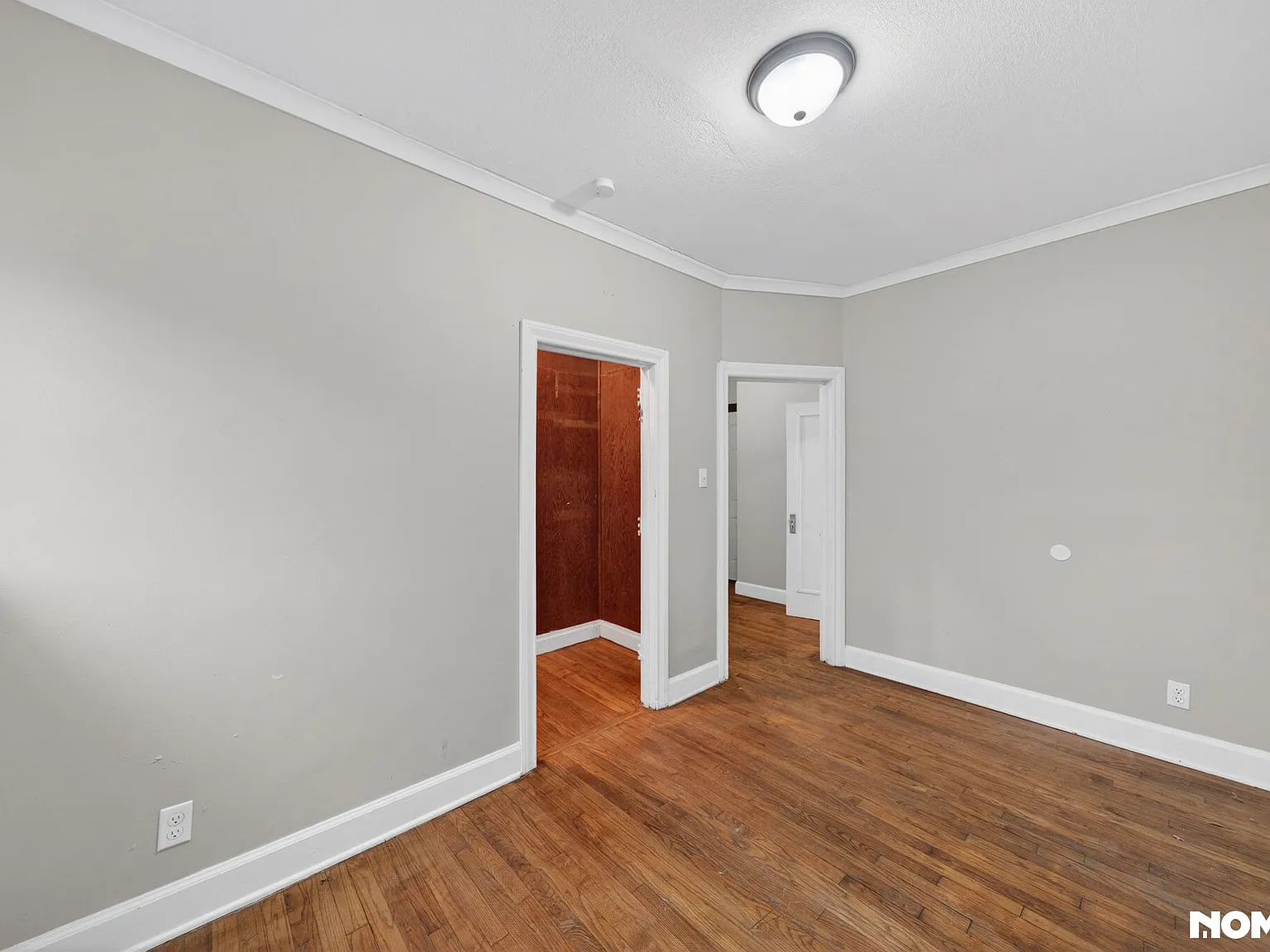 1614 Arlington Ave — Photo 4