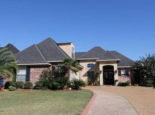 10433 Keysburg Ct, Shreveport, LA 71106