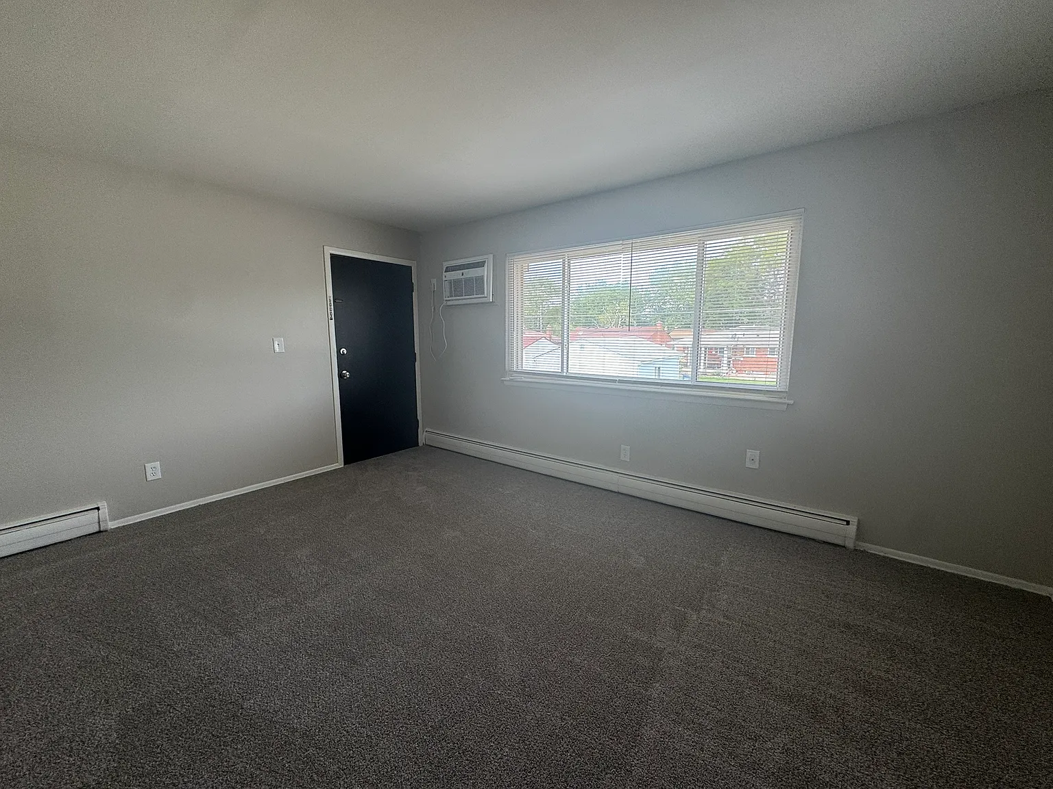 550- 750 Harrison Boulevard - 16 — Photo 3