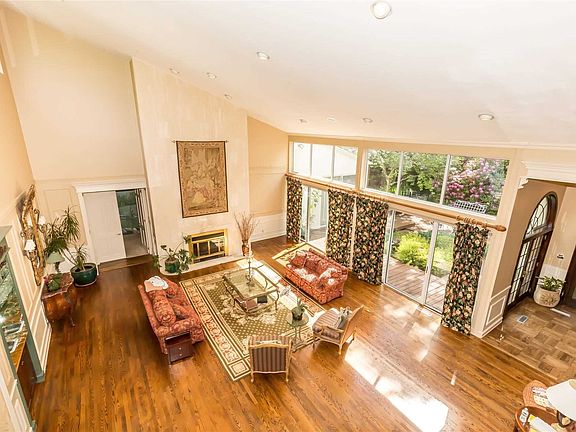 4th image of 5 Windemere Way
