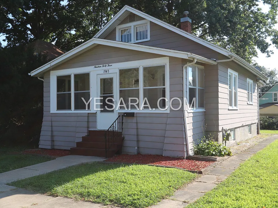 1943 Bertsch Ave