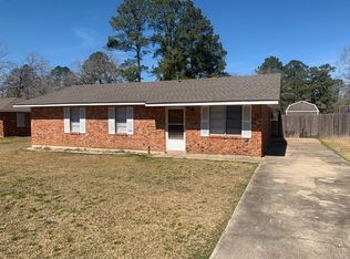 1232 Cardinal Dr, Ball, LA 71405