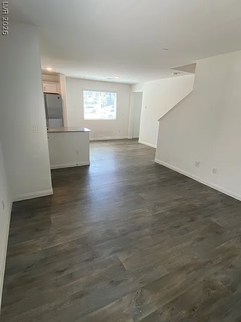 3 bed, 2.5 bath, 1583 sqft, $2,250 — Photo 3