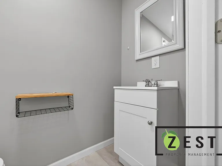 11726 Deering St — Photo 13