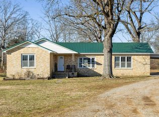 35 Jonestown Rd, Summertown, TN 38483