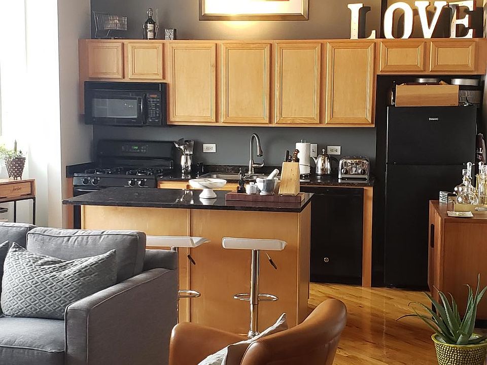 1st image of 2107 Grand Ave Unit 809