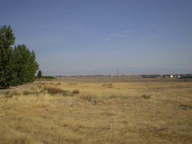 2nd image of 4205 B St #51