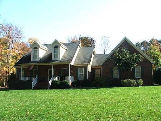 1st image of 36 Cove Ct