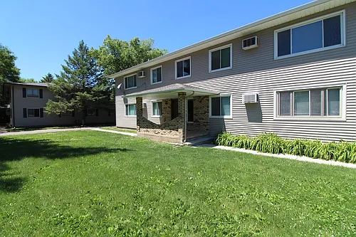 3419-3421 Kingswood Pl Photo 1