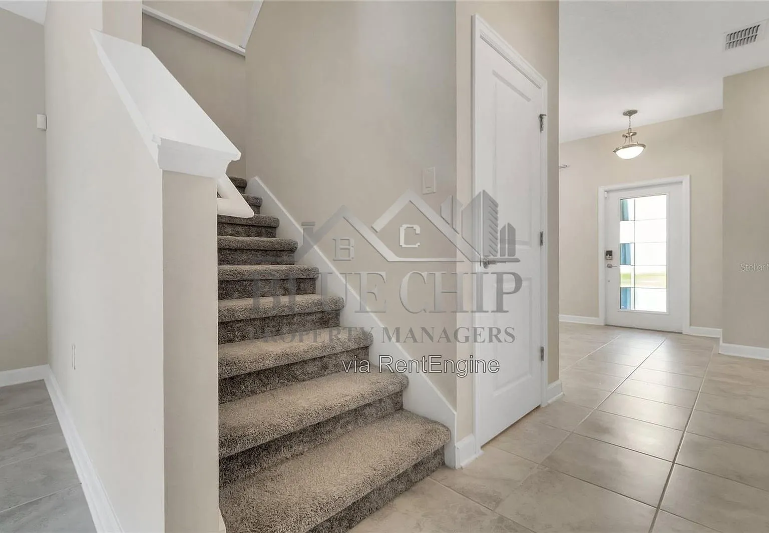 5 bed, 3.0 bath, 2638 sqft, $3,600 — Photo 3