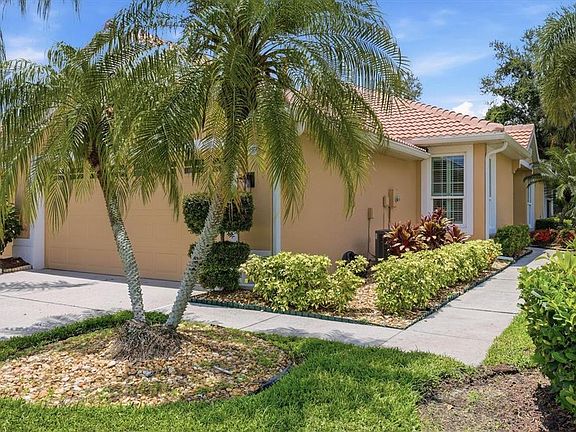 3rd image of 4939 WHISPERING OAKS DRIVE