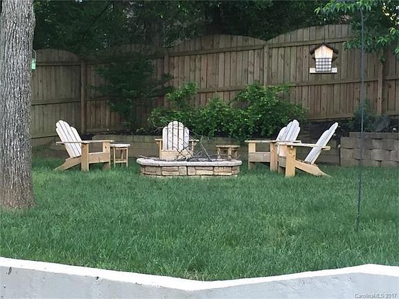 3rd image of 11416 Lone Star Cir #113