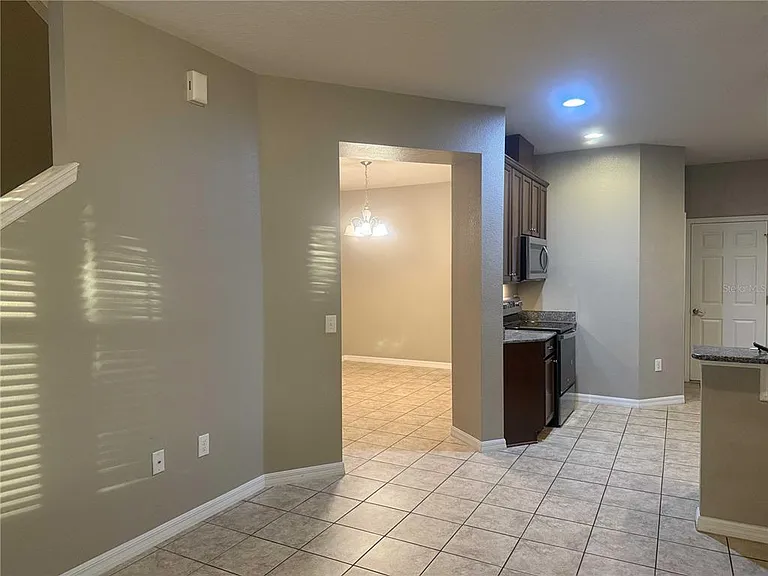 12030 Silverlake Park Dr — Photo 4