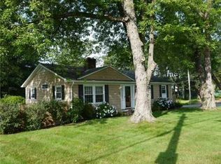 25 Bear Hill Rd, Cumberland, RI 02864