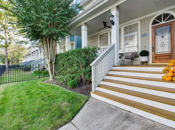 1504 W 23rd St #B, Houston, TX 77008