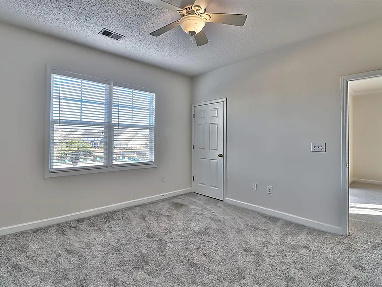 604 Heathrow Dr #1102 — Photo 16