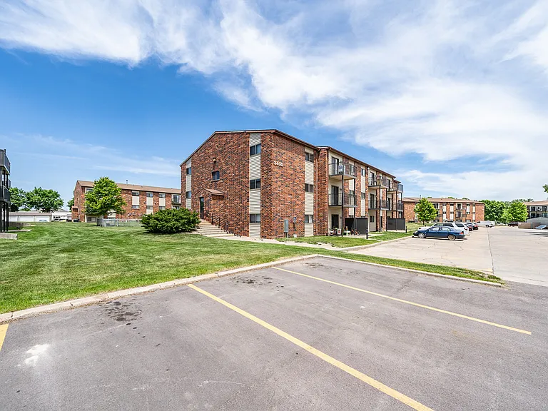 Oakwood Estates — Photo 13