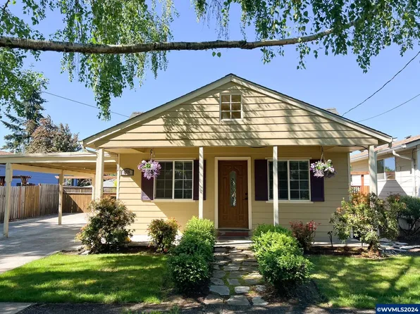 875 McGilchrist St SE, Salem, OR 97302