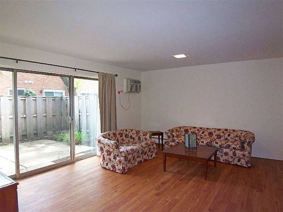5th image of 1341 Greenwillow Ln Unit D
