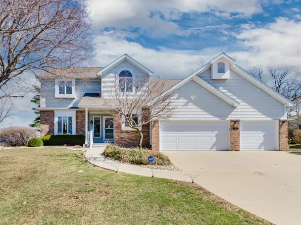 1212 Ironwood Cc Dr, Normal, IL 61761