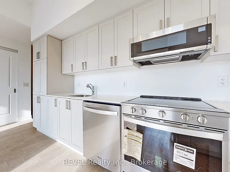 1063 Douglas McCurdy Cmn #602 — Photo 10