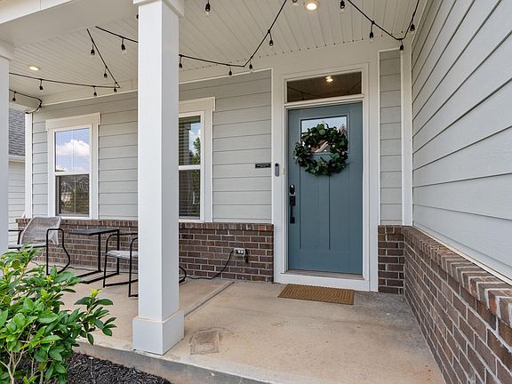 2nd image of 605 Vestrella Rd