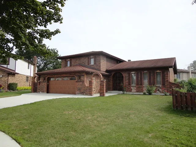 1207 N Baybrook Ct photo 1
